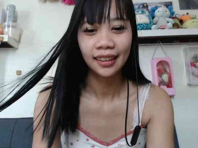 GloryAllTheWay webcam