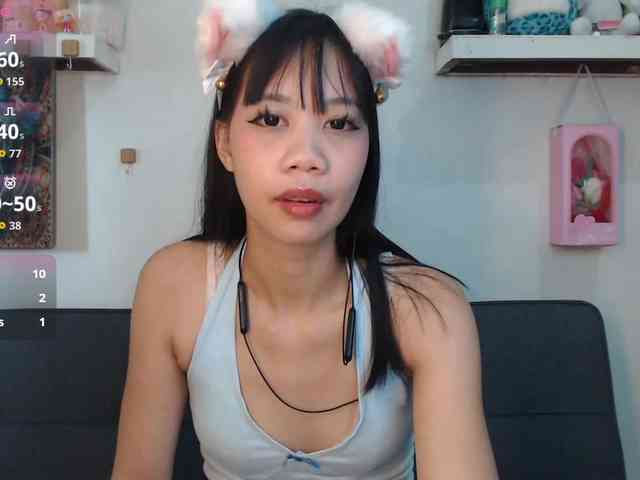 GloryAllTheWay webcam