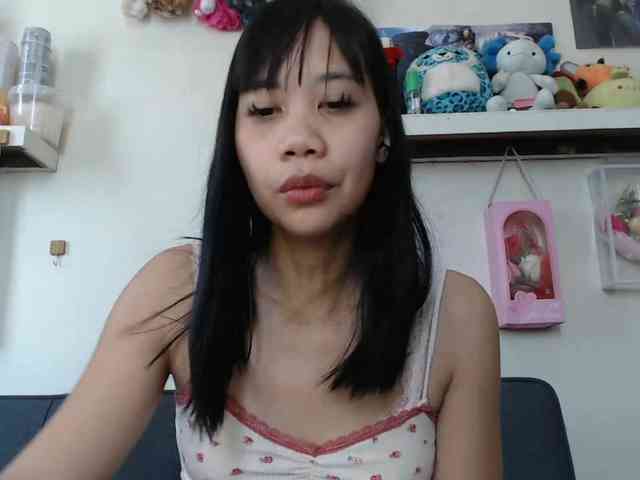 GloryAllTheWay webcam