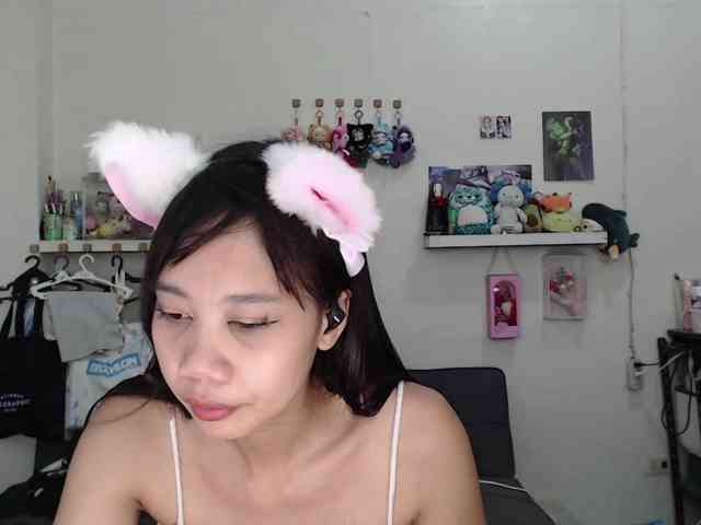 GloryAllTheWay webcam