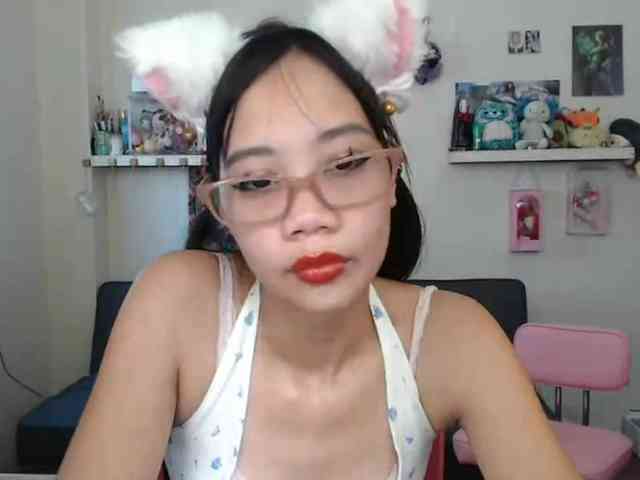 GloryAllTheWay webcam