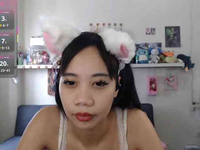 GloryAllTheWay webcam