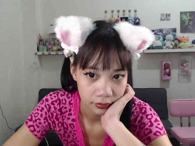 GloryAllTheWay webcam