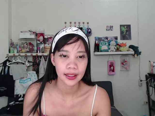 GloryAllTheWay webcam
