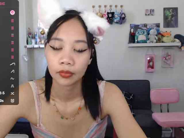 GloryAllTheWay webcam