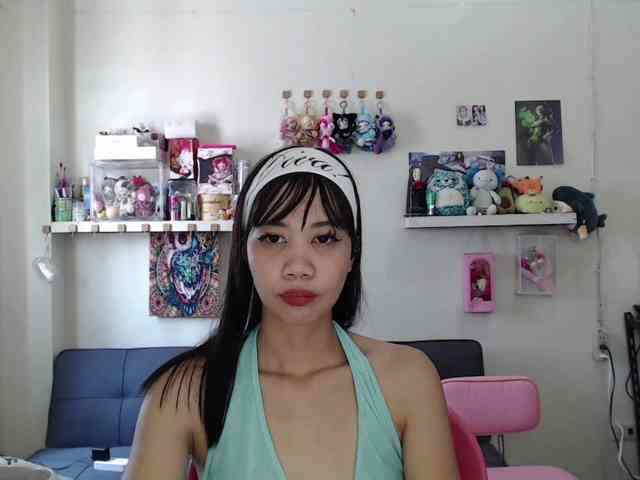 GloryAllTheWay webcam