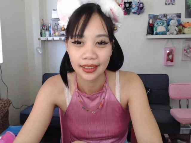 GloryAllTheWay webcam