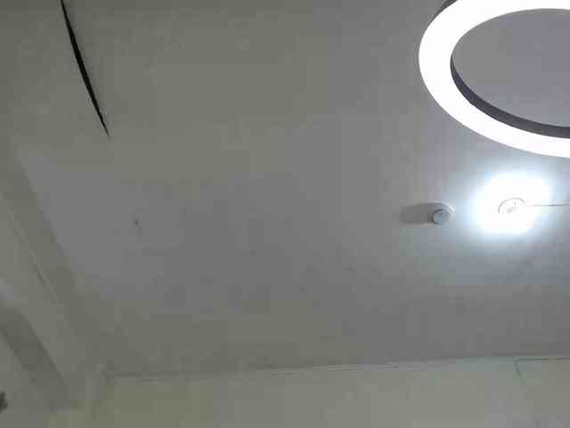 GloryAllTheWay webcam