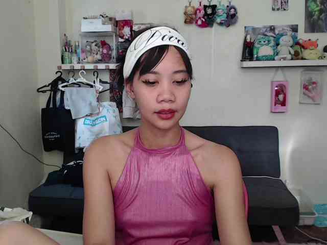 GloryAllTheWay webcam