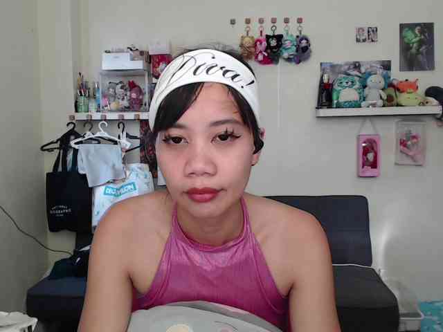 GloryAllTheWay webcam