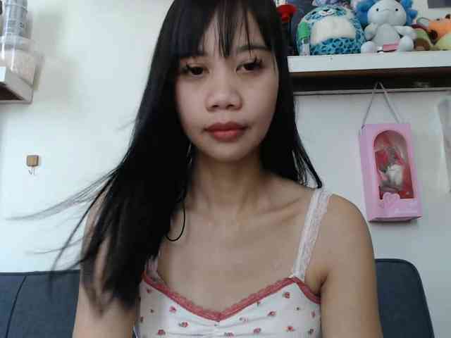 GloryAllTheWay webcam