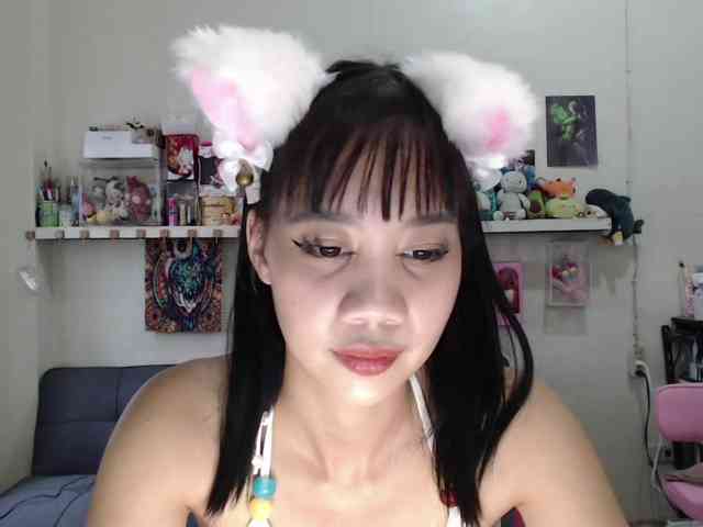 GloryAllTheWay webcam