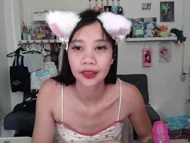 GloryAllTheWay webcam