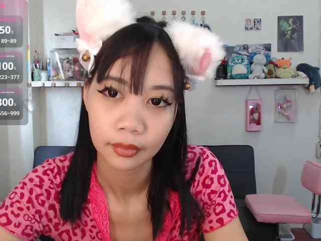 GloryAllTheWay webcam