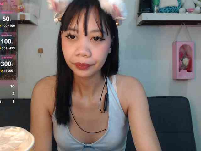 GloryAllTheWay webcam