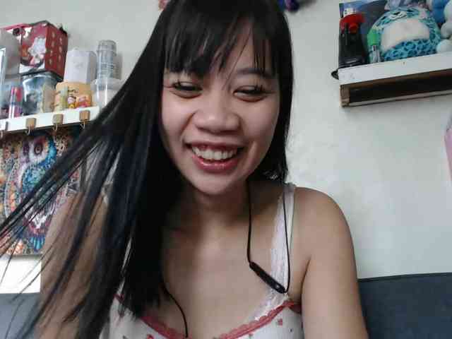 GloryAllTheWay webcam