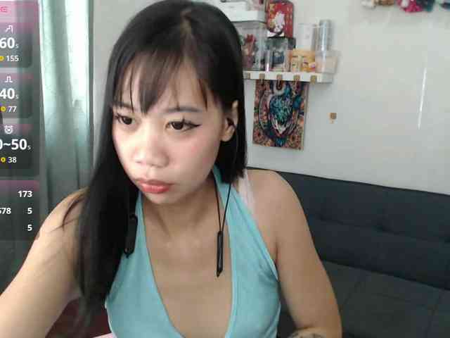 GloryAllTheWay webcam