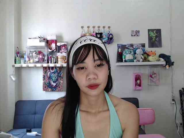 GloryAllTheWay webcam