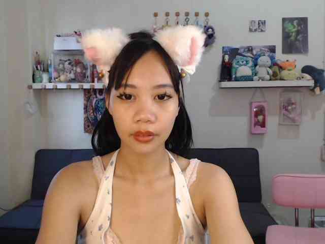 GloryAllTheWay webcam