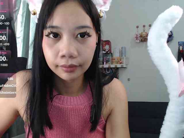 GloryAllTheWay webcam