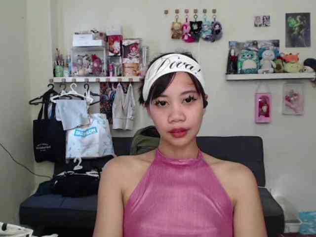 GloryAllTheWay webcam