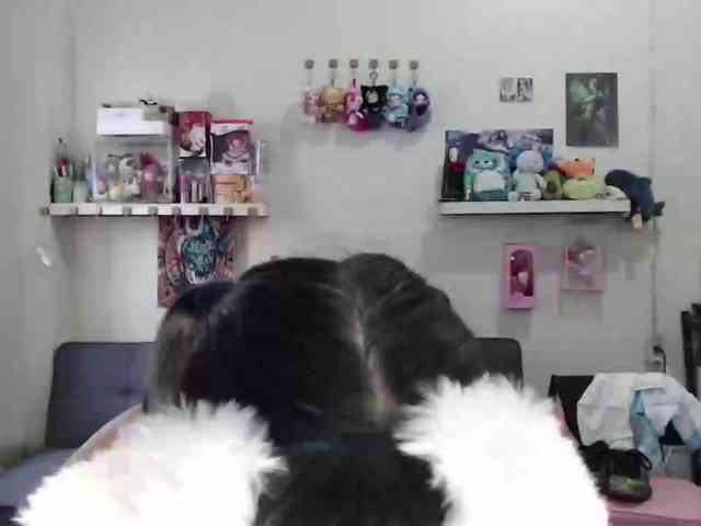 GloryAllTheWay webcam