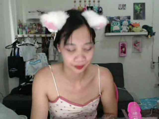 GloryAllTheWay webcam
