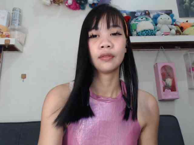 GloryAllTheWay webcam