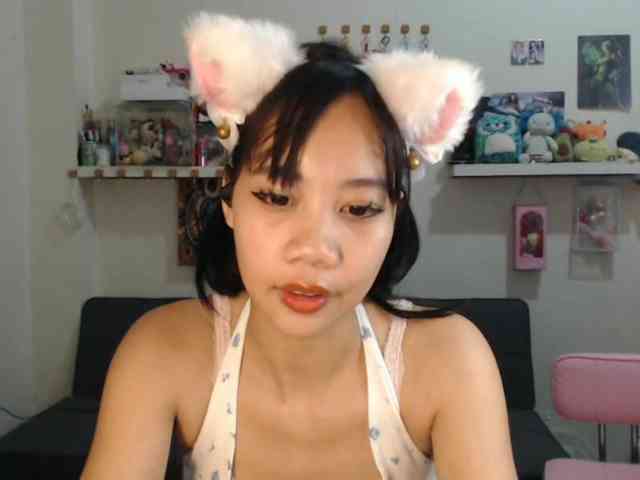 GloryAllTheWay webcam
