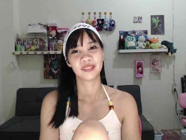 GloryAllTheWay webcam