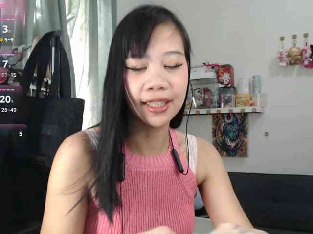 GloryAllTheWay webcam