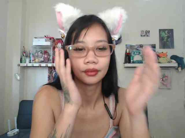 GloryAllTheWay webcam