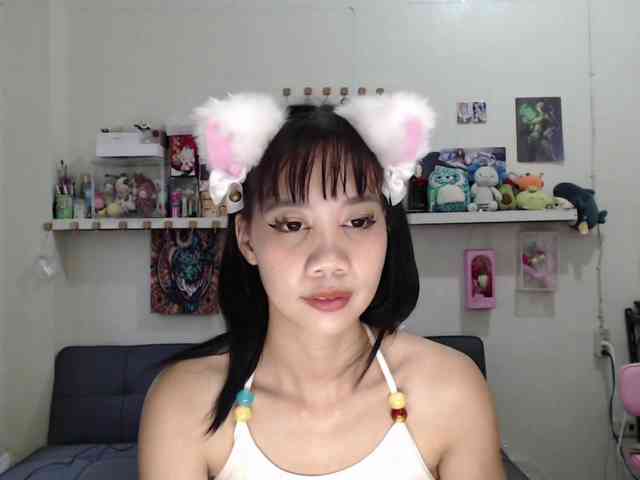 GloryAllTheWay webcam