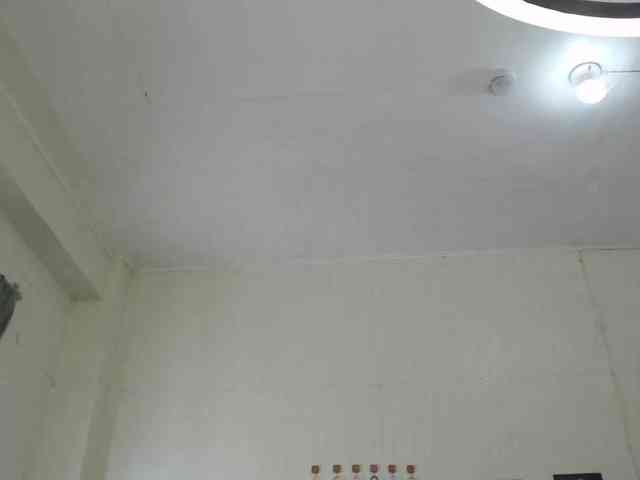 GloryAllTheWay webcam