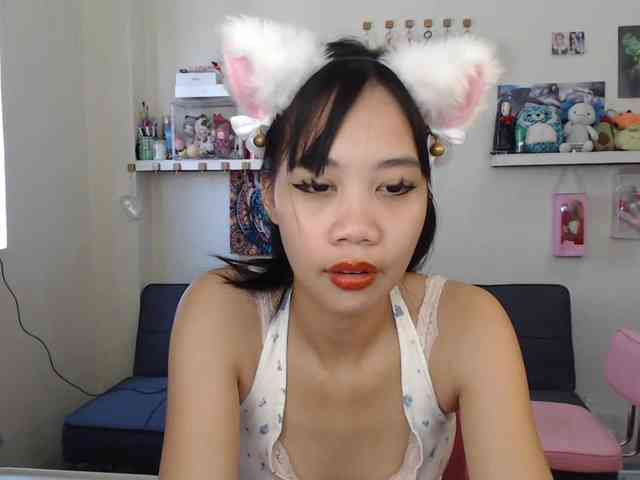 GloryAllTheWay webcam