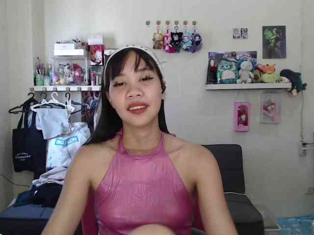 GloryAllTheWay webcam