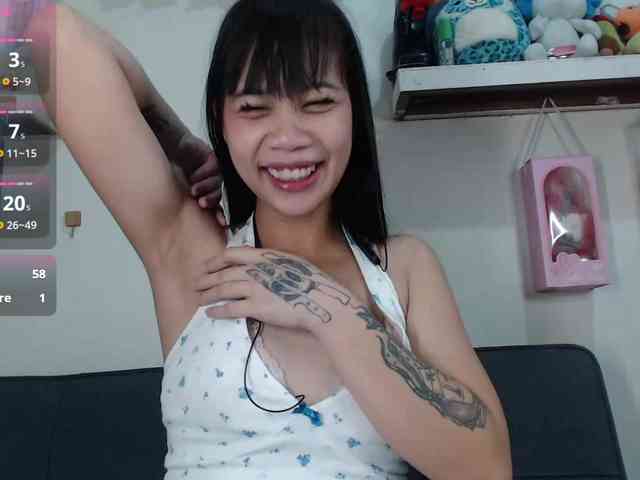 GloryAllTheWay webcam