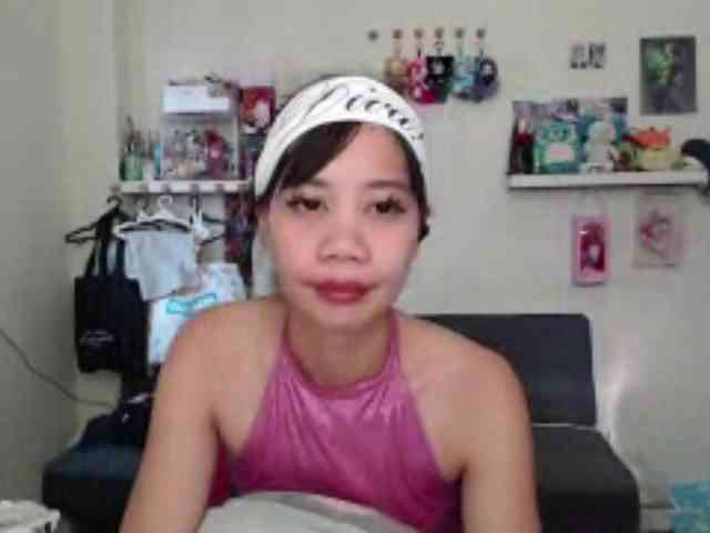 GloryAllTheWay webcam