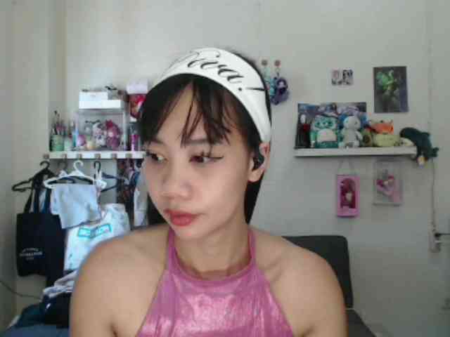 GloryAllTheWay webcam