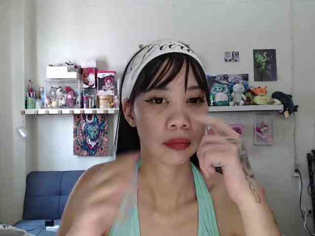 GloryAllTheWay webcam