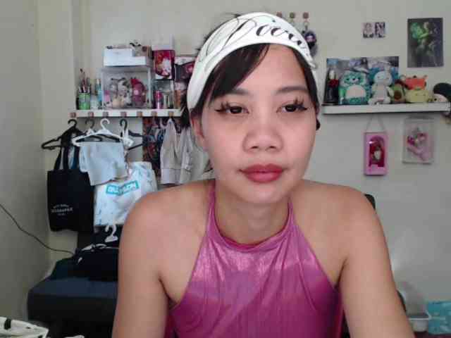 GloryAllTheWay webcam