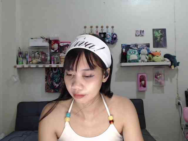 GloryAllTheWay webcam