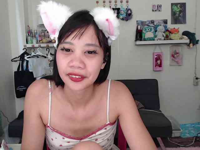 GloryAllTheWay webcam