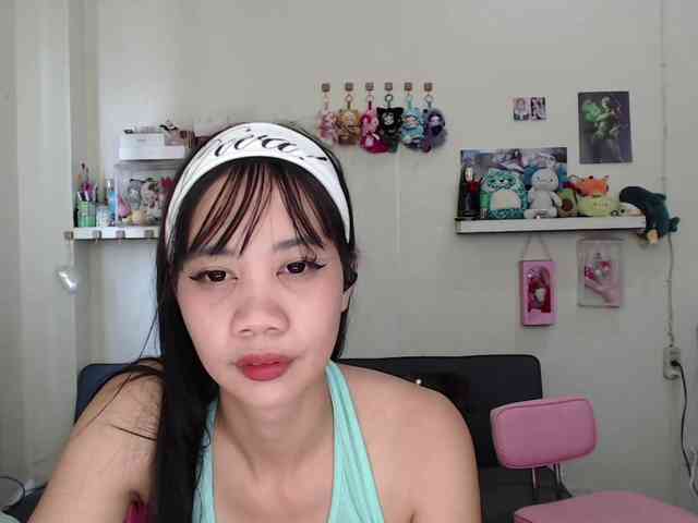 GloryAllTheWay webcam