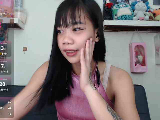 GloryAllTheWay webcam