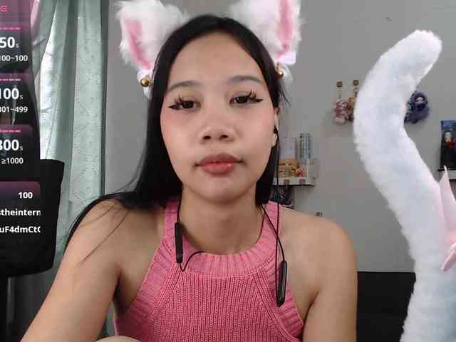 GloryAllTheWay webcam