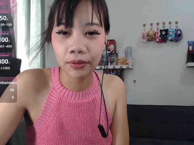 GloryAllTheWay webcam