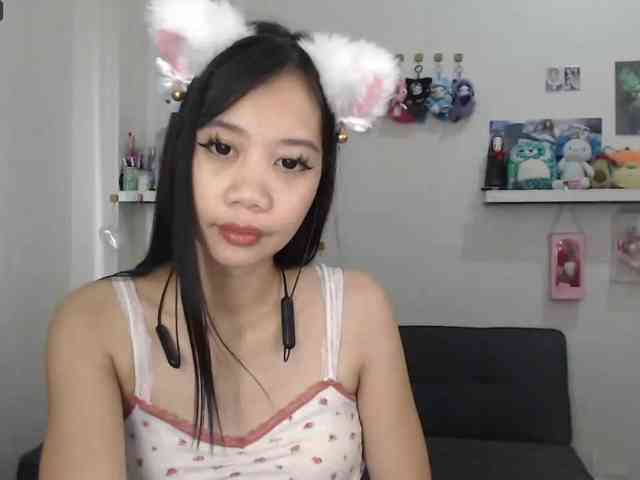 GloryAllTheWay webcam