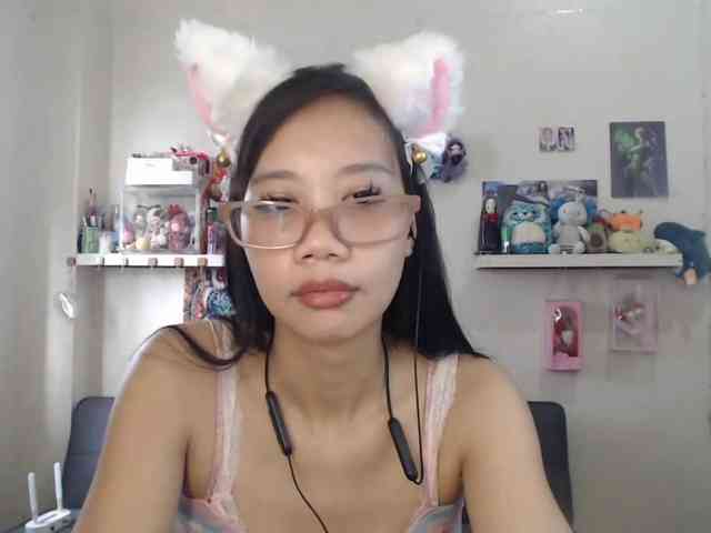 GloryAllTheWay webcam