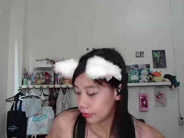 GloryAllTheWay webcam